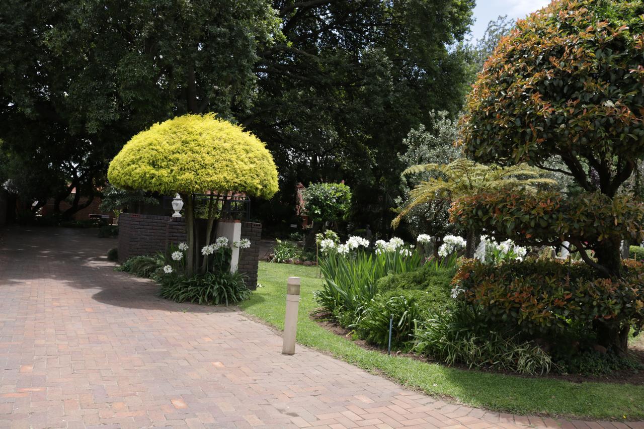 Airport Gardens Boutique Hotel บ็อคสเบิร์ก ภายนอก รูปภาพ