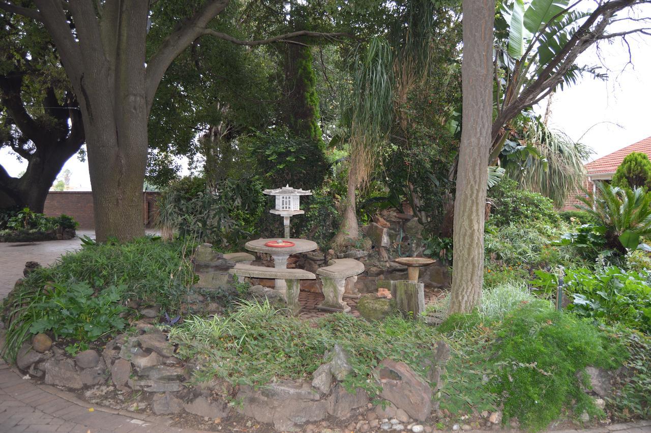 Airport Gardens Boutique Hotel บ็อคสเบิร์ก ภายนอก รูปภาพ