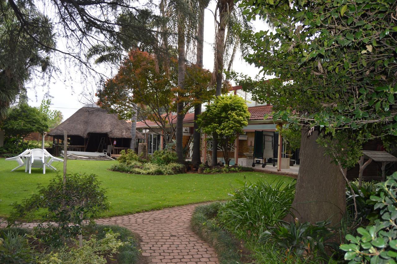Airport Gardens Boutique Hotel บ็อคสเบิร์ก ภายนอก รูปภาพ
