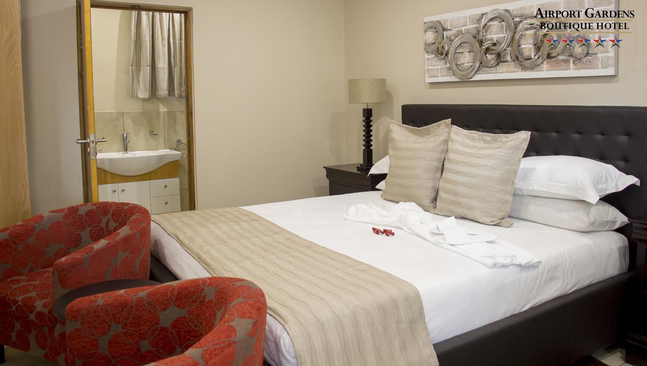 Airport Gardens Boutique Hotel บ็อคสเบิร์ก ภายนอก รูปภาพ