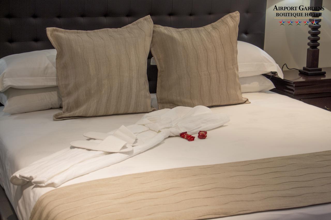 Airport Gardens Boutique Hotel บ็อคสเบิร์ก ภายนอก รูปภาพ