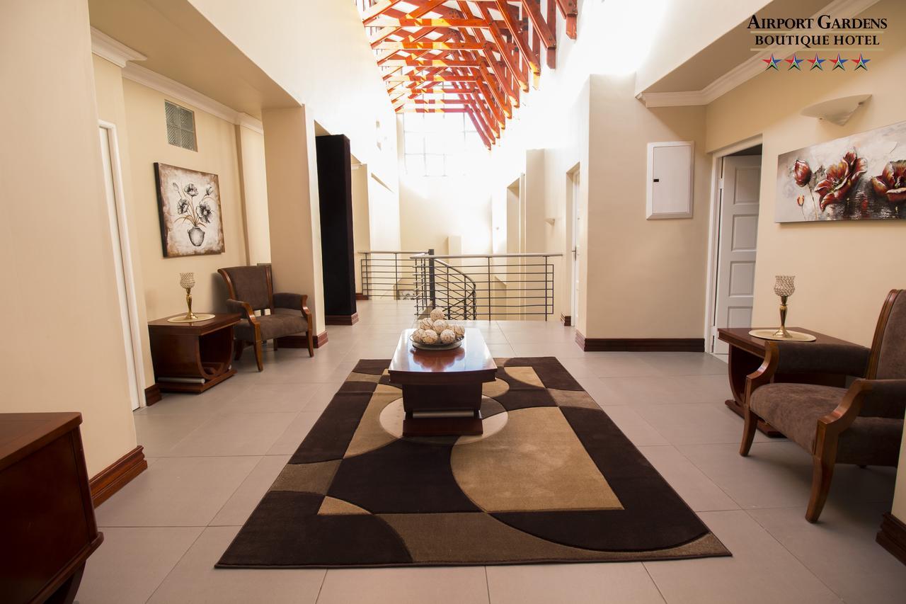 Airport Gardens Boutique Hotel บ็อคสเบิร์ก ภายนอก รูปภาพ