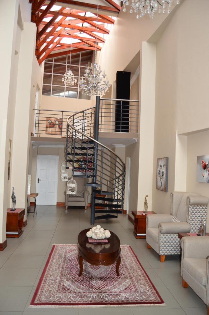 Airport Gardens Boutique Hotel บ็อคสเบิร์ก ภายนอก รูปภาพ